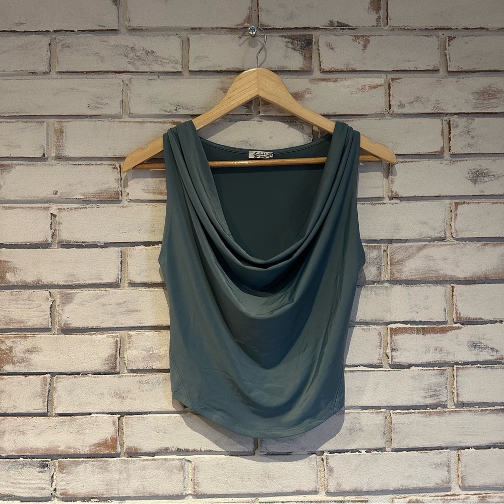 Free People Intimately city nights tuck in top size XS